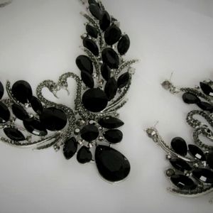 New Black Swan Jewel & Rhinestone Necklace Set
